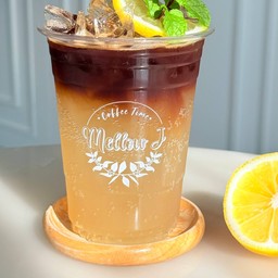 Honey Lemon Americano