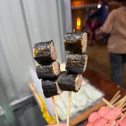 หมูพันสาหร่าย