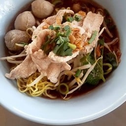 บะหมี่ น้ำตกเนื้อ