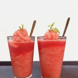 Watermelon Smoothie / น้ำแตงโมปั่น