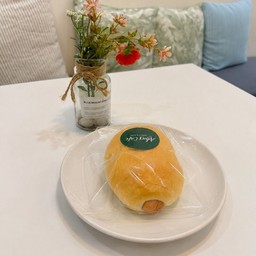 ขนมปังไส้กรอก