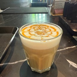 HOT CARAMEL MACCHIATO