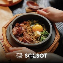 Solsot (โซลสท) Dusit Central Park