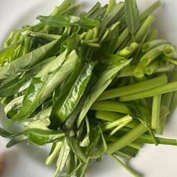 ผักบุ้ง