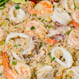 ข้าวผัดทะเล