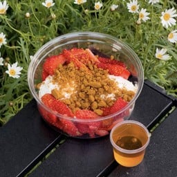 Biscoff Strawberry Crunch