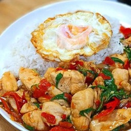 กระเพราไก่