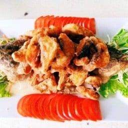 ปลานิลทอดน้ำปลา ราคาพิเศษ