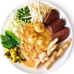 ขนมจีนน้ำยากะทิไก่ (ทุกอย่าง)