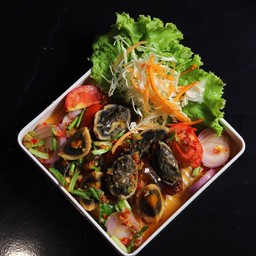 ยำไข่เยี่ยวม้า