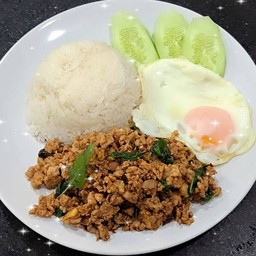 ข้าว กระเพราหมูสับ