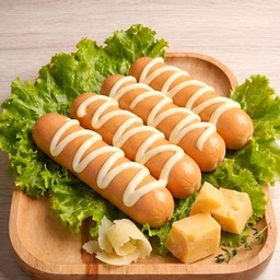 ไส้กรอกชีสเดอลุกซ์รมควัน 4 ชิ้น