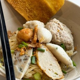 ก๋วยเตี๋ยวแซว