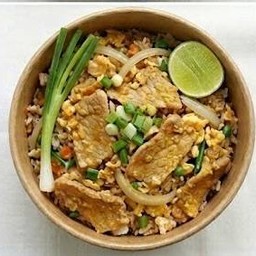 ข้าวผัดหมู