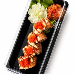 ซูชิแซลมอนสุก โรล ไข่กุ้ง