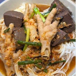 อีแว้พาแซ่บ ตามสั่ง