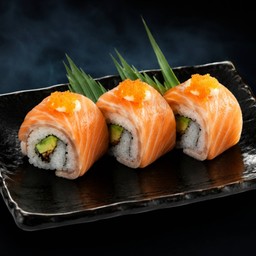 8227.D-Salmon Ura Maki Half 3pcs