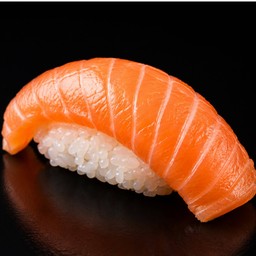 8231.D-Salmon Nigiri