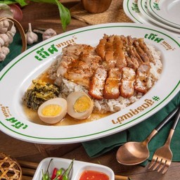 ข้าว 3 หมู + ไข่