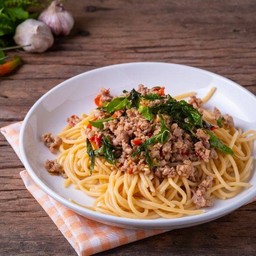สปาเก็ตตี้กะเพราหมูสับ