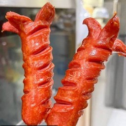 ร้านลูกชิ้นทอดคุณยาย (เจ้าเก่า)