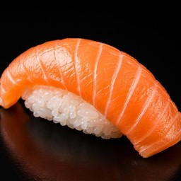 8231.D-Salmon Nigiri