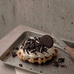 A Dozen | Toast & Tea สัมมากร