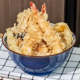 ข้าวหน้ากุ้งเทมปุระ