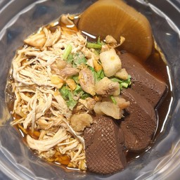 ต้มวุ้นเส้น อกไก่ฉีก + เลือดไก่