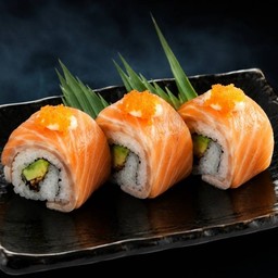 8227.D-Salmon Ura Maki Half 3pcs