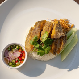 ข้าวหน้าปลาสลิดแกะ