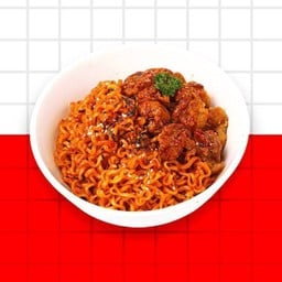 บะหมี่แห้งไก่ทอดรสเผ็ด