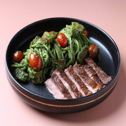 Pesto with Striploin