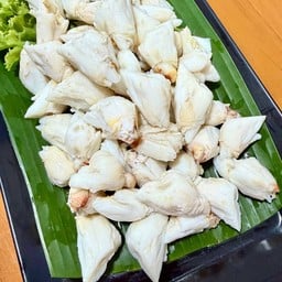เนื้อปูก้อนนึ่งพร้อมน้ำจิ้ม ครึ่งโล