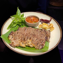 เนื้อย่างติดมัน