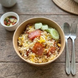 ข้าวผัดเบค่อน