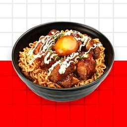 บะหมี่ไก่ทอดสไปซี่มาโยไข่ดองซีอิ๊ว