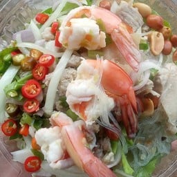 นพกับนก  อาหารตามสั่ง โคตรอิ่ม