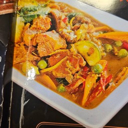 เขียวหวานเนื้อตุ๋นผัดแห้ง