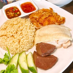 ข้าวมันไก่ผสม(ต้ม+ทอด)