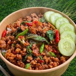 กระเพราหมูสับ