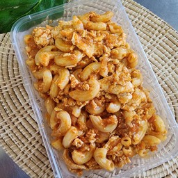 (อาหารคลีน) box ผัดมักกะโรนีอกไก่