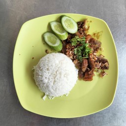 หมูกรอบกระเทียมราดข้าว