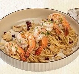 สปาเก็ตตี้กุ้งผัดพริกกระเทียม