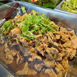 (62) หมูกระเทียม