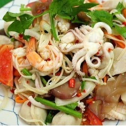 ยำแซ่บยกทะเลแม่โจ้