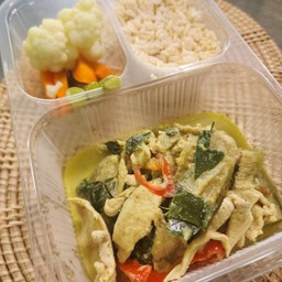 (อาหารคลีน) box อกไก่ผัดพริกเขียวหวาน