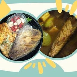 ข้าวหน้าปลาสลิด+ไข่เจียวชะอม+แกงไตปลา(ถ้วยเล็ก)