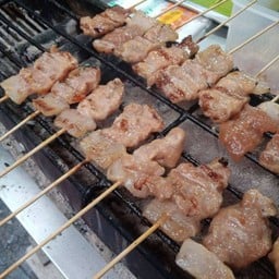 หมูปิ้งเตาถ่าน