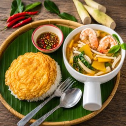 แกงเลียงกุ้ง vs ข้าวไข่เจียว